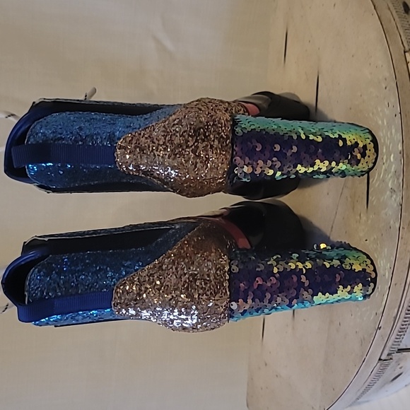 NEW Cape Robbin Nell Heeled Boots  Sparkly Sequin PlatformChelsea Boots Wo - Picture 13 of 15